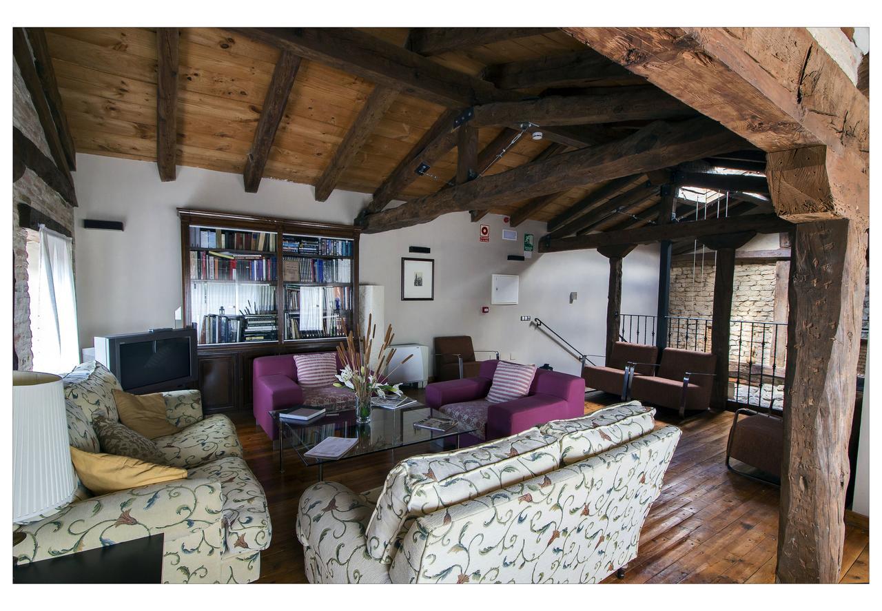 Posada La Casona De Valbuena Валбуена де Дуеро Екстериор снимка