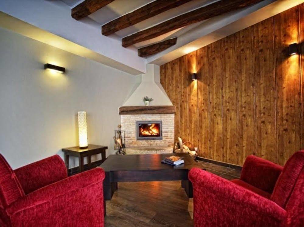 Posada La Casona De Valbuena Валбуена де Дуеро Екстериор снимка